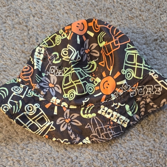 Old Navy Kids Swim Surf Rashguard Set Shorts Shirt Hat - Picture 4 of 8